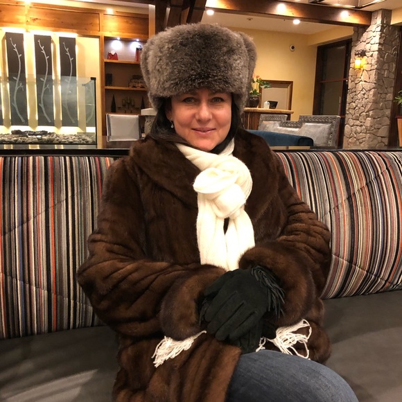 Meet your Posher, Olga - Picture 1 of 1